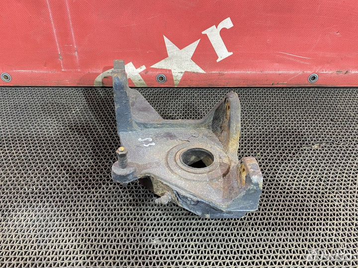 Кронштейн энергоаккумулятора правого