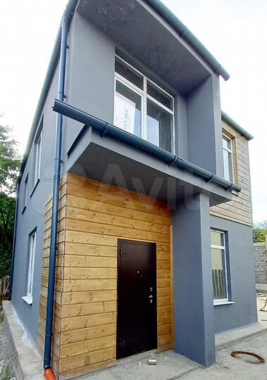 Дом 145 м² на участке 3 сот.