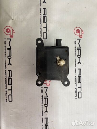 Б/У Сервопривод заслонки печки (моторчик