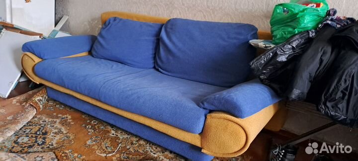 Мебель б/у (диван,стенка,шкафы)