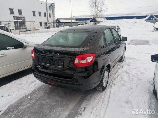 LADA Granta 1.6 МТ, 2022