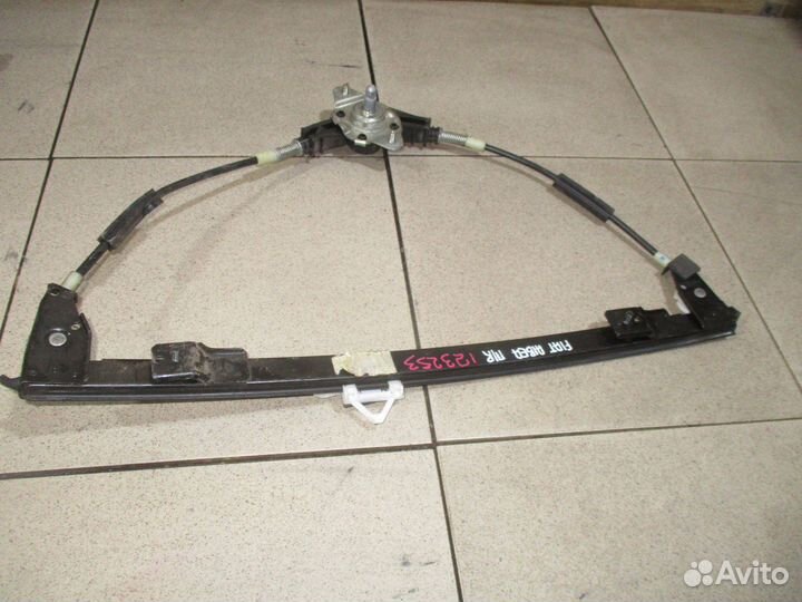 Стеклоподъемник передний правый Fiat Albea