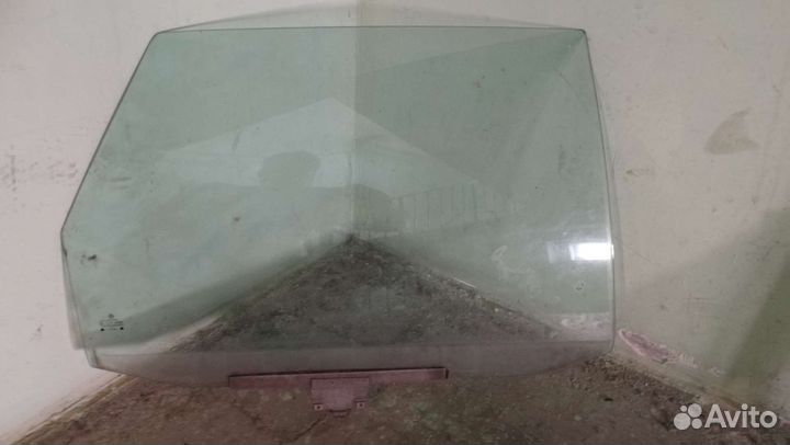 Стекло боковое volkswagen
