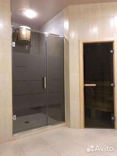 Душевые кабины, и перегородки, из коленого стекла