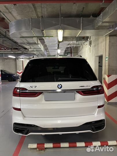 BMW X7 3 AT, 2021, 14 700 км