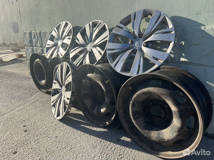 Диски на peugeot r 16 с оригинальными колпаками