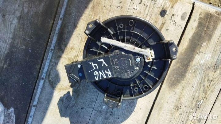 Мотор печки Honda Stream RN6