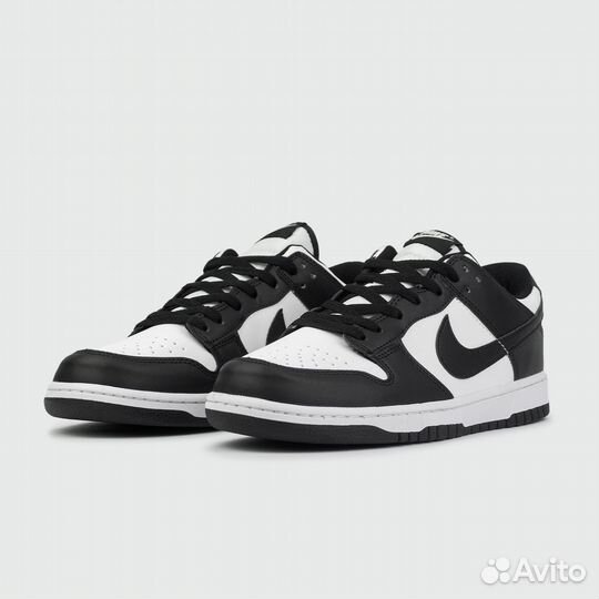 Nike SB Dunk Low Black / White