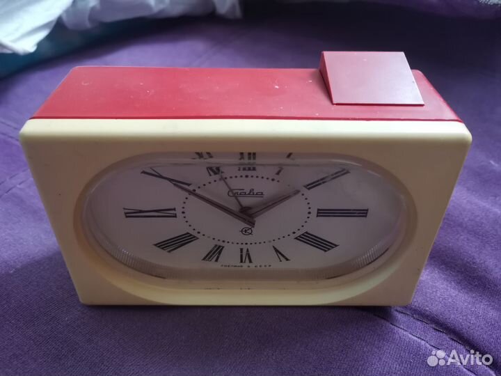 Часы слава СССР с будильником