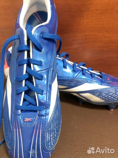 Футбольные бутсы