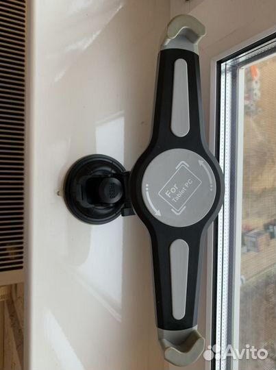 Автодержатель Perfeo-703 для планшета 9