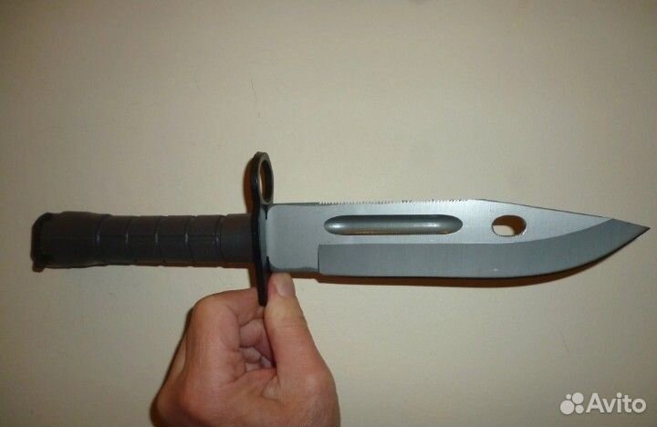 Нож 