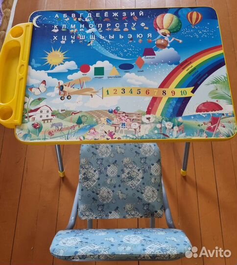 Детский столик и стульчик
