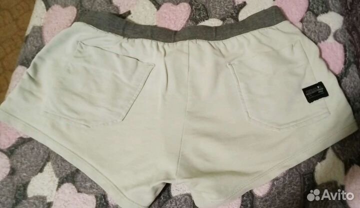 Женские шорты М 44р