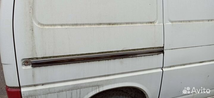 Дверь крышки багажника Transporter T4