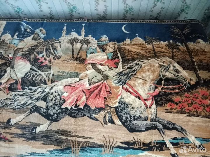 Плюшевый коврик