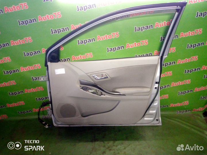 Дверь боковая передняя правая Toyota Premio
