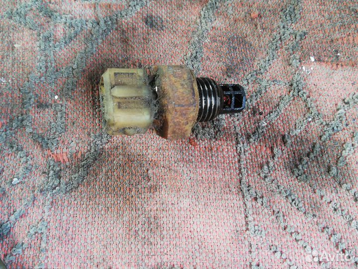 Датчик температуры воздуха Рено Меган 1