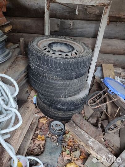 Bridgestone Ice Cruiser 5000 2.25/4.5 R4