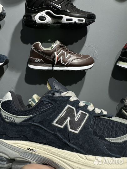 Кроссовки New Balance 2002r