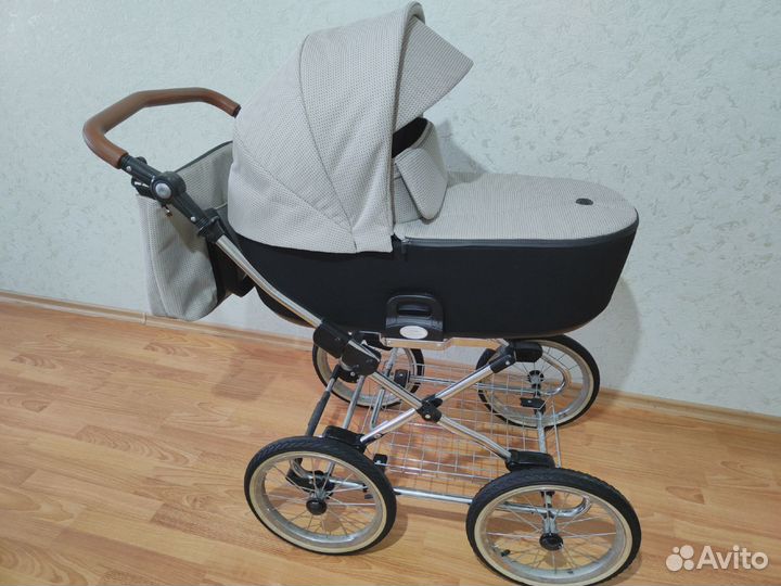 Коляска-люлька Roan base next classic