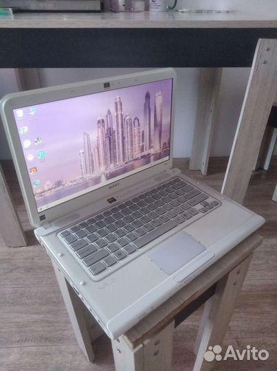 Sony vaio i5/8gb/Radeon HD 6470/ssd