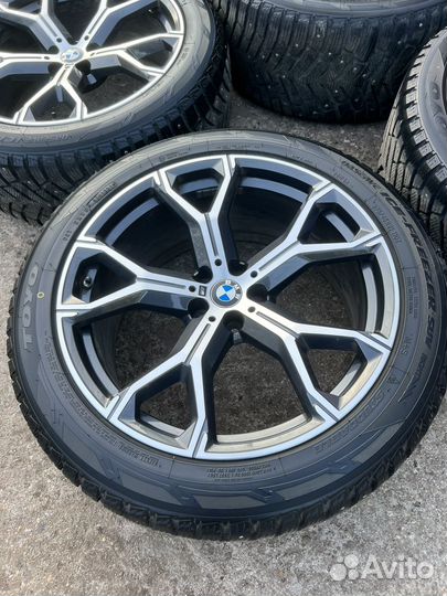 R21 Toyo Observe Ice-Freezer SUV 275/45, PCD 5x112 DIA 66.6