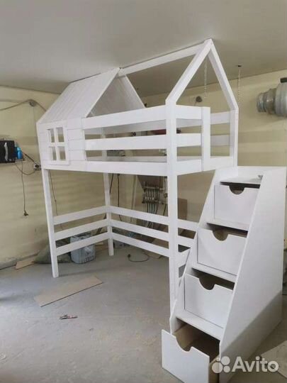 Детская кровать чердак