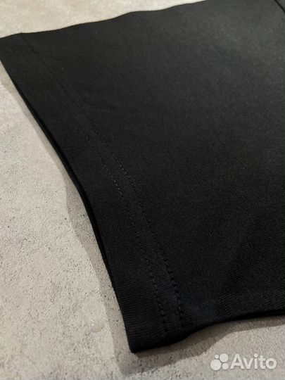 Футболка черная