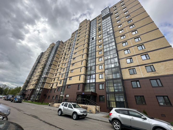 2-к. квартира, 51 м², 6/14 эт.