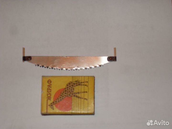 Макет двуручной пилы из нержавейки