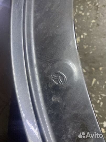 Крыло Б/У KB7W52211