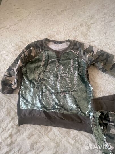 Костюм женский