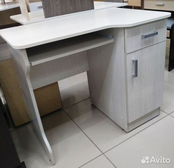 Стол компьютерный Пионер (Анкор белый)