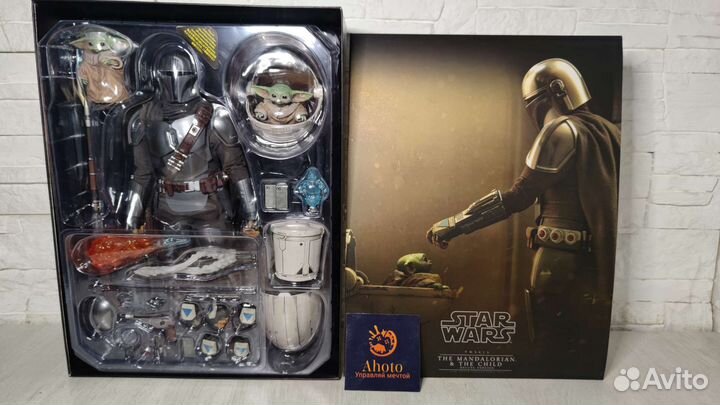 Hot toys Mandalorian and Child delux TMS015 star