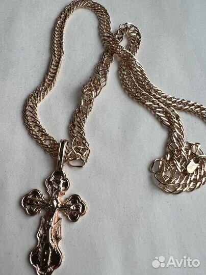 Цепочка и крест