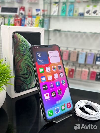 iPhone Xs Max, 64 ГБ