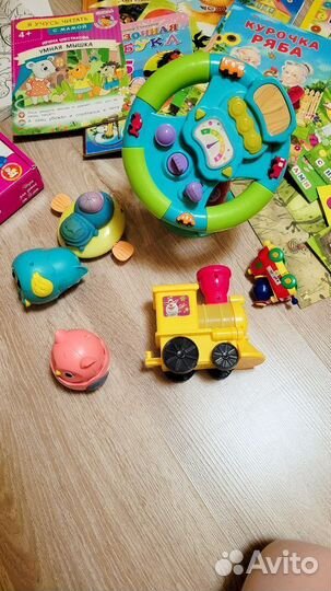 Развивающие игрушки и книжки от 1 года пакетом