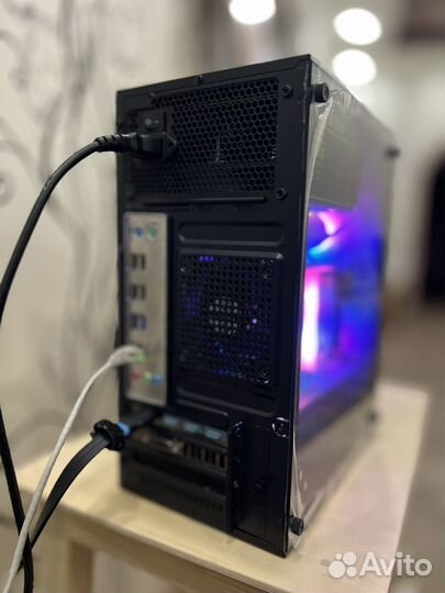 Мощный игровой компьютер 10 ядер