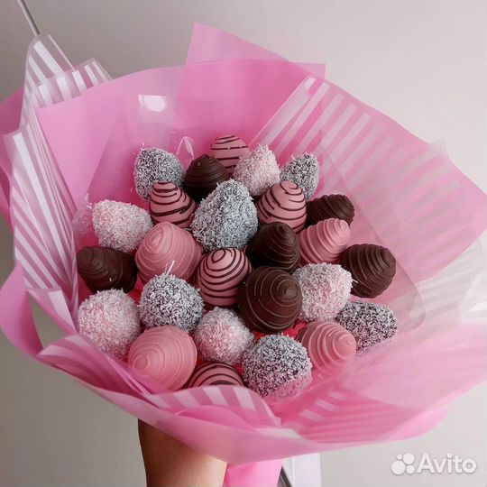 Клубничный букет