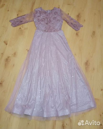 Нарядное платье