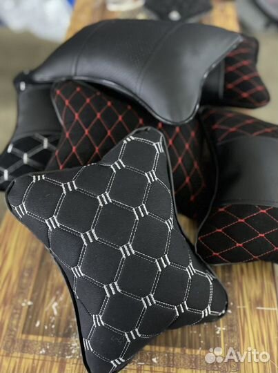 Подушка автомобильная под голову