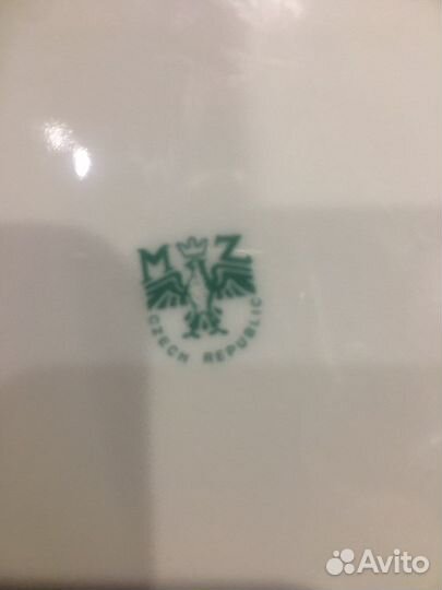 Тарелка Мадонна глубокая размер 24*7 новые