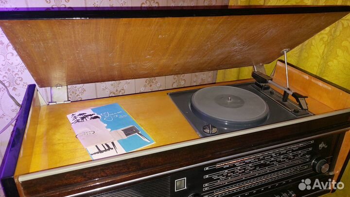 Радиола Урал-111