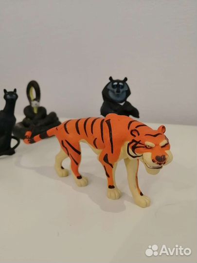 Фигурки животных из 