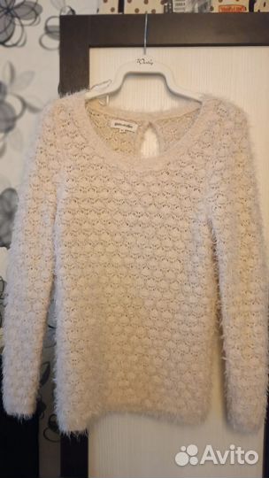 Свитер женский