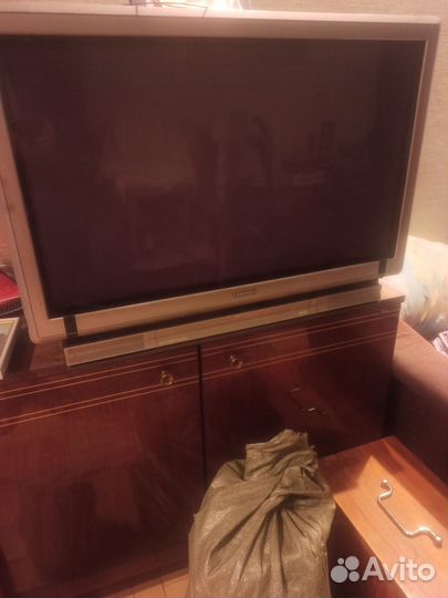 Телевизор Toshiba 32zp18q кинескопный,100 герц