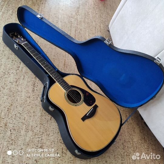 Жесткий кофр для гитары дредноут и джамбо