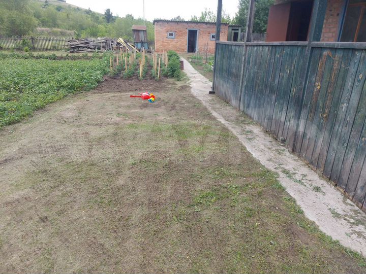 Дача 30 м² на участке 6 сот.