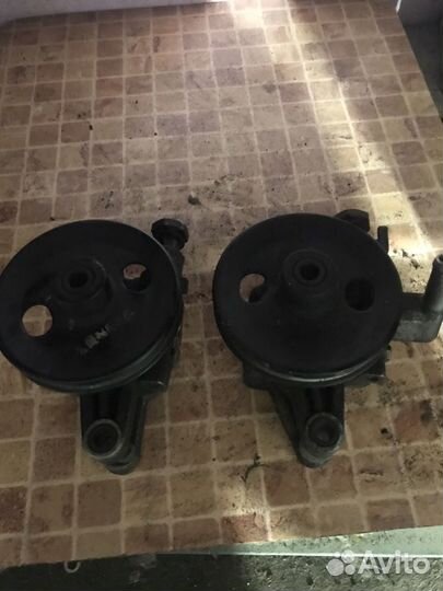 Насос гидроусилителя на KIA спортедж 2 2010года